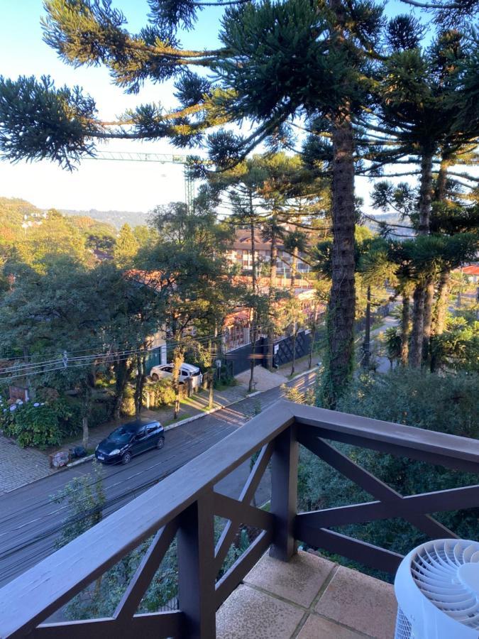 Vista inspiradora em uma localização imbatível! Gramado Exterior foto